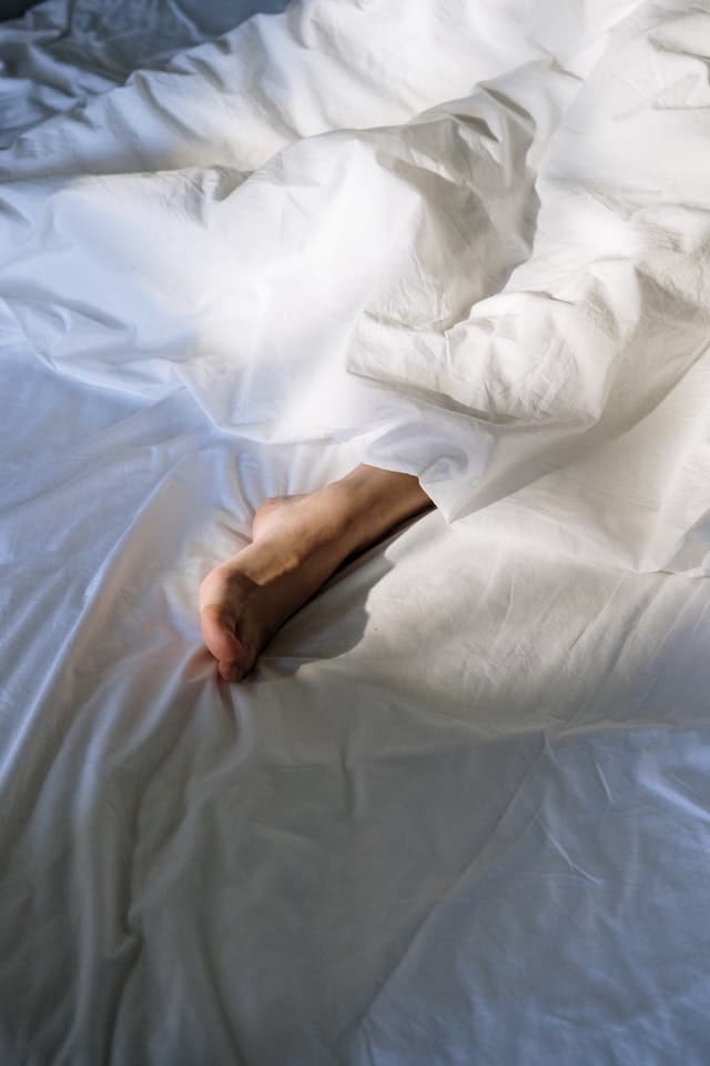 Comment soulager le mal de jambe la nuit ?